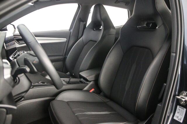 Cupra Formentor VZ Performance 1.4 TSI e-Hybrid 245pk DSG Automaat Adaptive cruise control, Stuurwiel verwarmd, Achteruitrijcamera, Navigatie, Stoelverwarming, Parkeersensoren