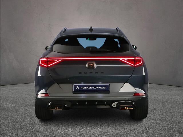 Cupra Formentor VZ Performance 1.4 TSI e-Hybrid 245pk DSG Automaat Adaptive cruise control, Stuurwiel verwarmd, Achteruitrijcamera, Navigatie, Stoelverwarming, Parkeersensoren