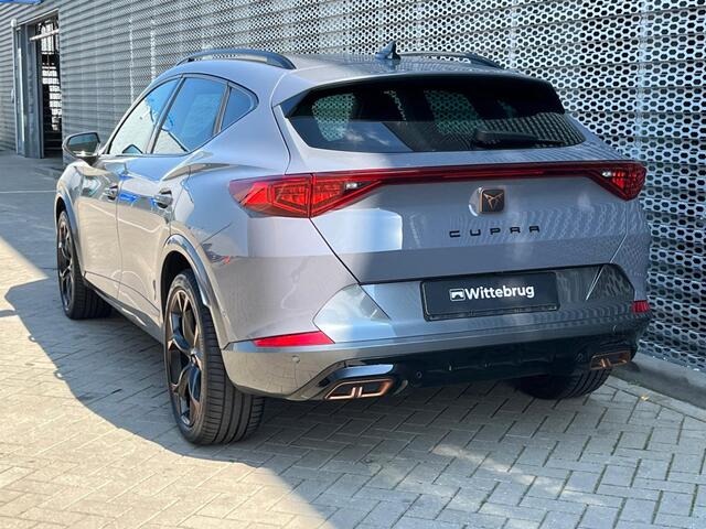 Cupra Formentor 1.4 e-Hybrid VZ 245pk DSG Performance / 19" LMV / Super Sportstuur / Stuur + Stoelverwarming / Achteruitrijcamera / Kuipstoelen