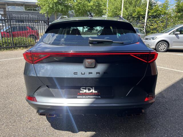Cupra Formentor 1.4 e-Hybrid VZ Copper Edition 245PK! // ADAPT. CRUISE // ELEK. STOEL+GEHEUGEN // CAMERA+SENSOREN // DODEHOEK // ELEK. KLEP // NAVI+CARPLAY //
