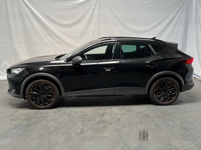 Cupra Formentor 1.4 e-Hybrid VZ Performance / AUTOMAAT/ 245 PK/ CAMERA/ PARK. SENSOREN/ MEMORY SEATS/ KEYLESS/ MATRIX/ STOEL-STUURVERWARM./ ELEK. ACHTERKLEP/ ADAPT. CRUISE/ APP-CONNECT/ NAVI/ CLIMA/ DAB/ 19" LMV