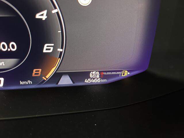 Cupra Formentor 1.4 e-Hybrid VZ Performance / AUTOMAAT/ 245 PK/ CAMERA/ PARK. SENSOREN/ STUUR-STOELVERWARM./ KEYLESS/ DCC/ ADAPT. CRUISE/ APP-CONNECT/ MATRIX/ NAVI/ CLIMA/ DAB/ 19" LMV