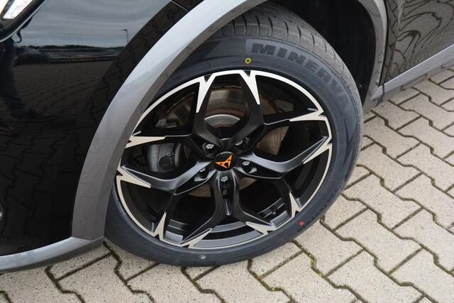 Cupra Formentor 1.4 e-Hybrid | Trekhaak | DAB | Keyless | ACC