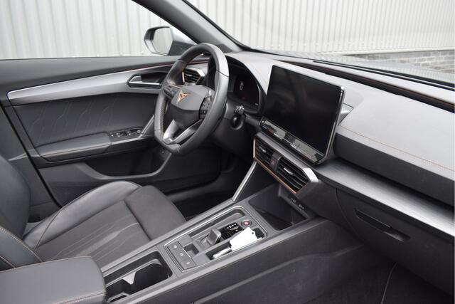 Cupra Formentor 1.4 e-Hybrid Panorama, Virtual cockpit, Elek. trekhaak, Afdaptive cruise, Stoel/stuurverwarming,