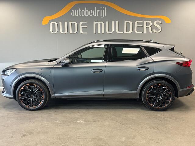Cupra Formentor 1.4 VZ Mat grijs/Leder/Camera/Cupra knoppen