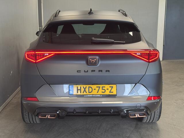 Cupra Formentor 1.4 VZ Mat grijs/Leder/Camera/Cupra knoppen