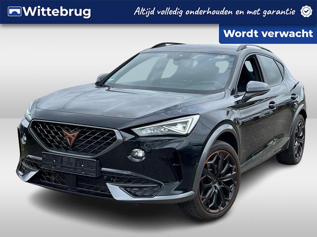 Cupra Formentor 1.4 e-Hybrid VZ Performance / AUTOMAAT/ 245 PK/ CAMERA/ PARK. SENSOREN/ MEMORY SEATS/ KEYLESS/ MATRIX/ STOEL-STUURVERWARM./ ELEK. ACHTERKLEP/ ADAPT. CRUISE/ APP-CONNECT/ NAVI/ CLIMA/ DAB/ 19" LMV
