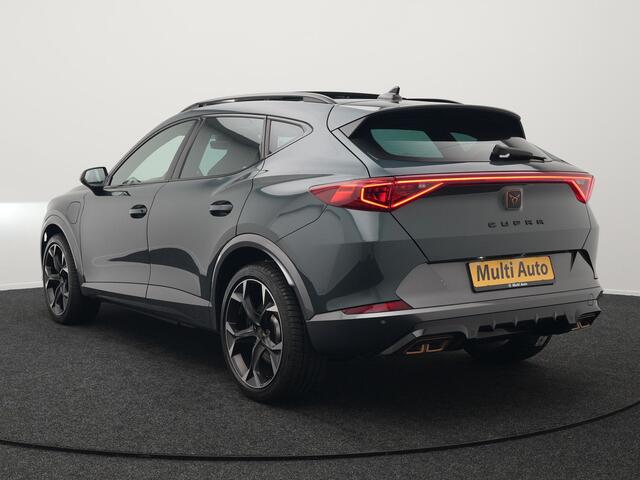 Cupra Formentor 1.4 e-Hybrid VZ Performance 245pk Plug In Hybrid Dealer O.H. PHEV | Panodak | Lederen Sportstoelen Verwarmd | Trekhaak af Fabriek | Adaptive Cruise | Virtual | Sfeerverlichting | Navigatie | Apple Carplay | Stoel & Stuurverwarming | L.M. 19" |