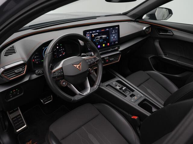 Cupra Formentor 1.4 e-Hybrid 245 pk DSG VZ Performance | Panoramadak | Trekhaak | Geheugenstoel | Supersport stuur | Achteruitrijcamera