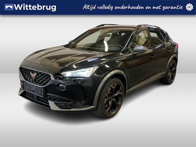Cupra Formentor 1.4 e-Hybrid Performance / AUTOMAAT/ 245 PK/ FULL LINK/ KEYLESS/ PARK. SENSOREN + CAMERA/ RIJ-MODI/ STOEL-STUUR VERWARM./ 3-ZONE CLIMA/ NAVI/ 19" LMV