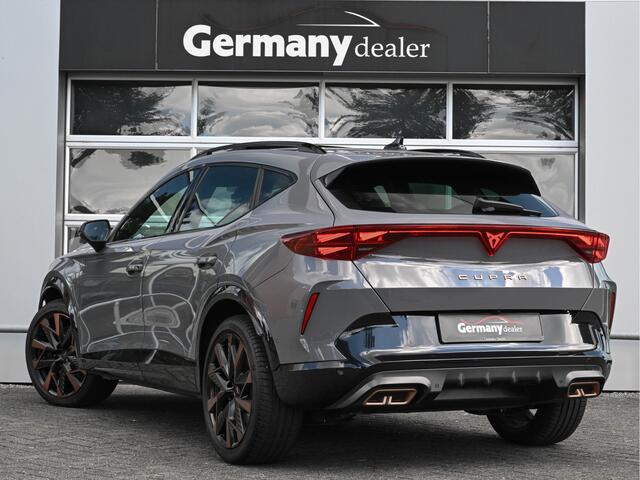 Cupra Formentor 1.5TSI 272pk eHybrid VZ Perf NIEUW! Pano 19-Inch Sennheiser Sfeerverl DCC Keyless ACC VOL!!!