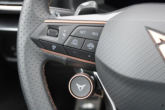 Cupra Formentor 1.5 TSI e-Hybrid Business - Stoel/Stuurverwarming - 360 Camera - LED - ACC - Navi - Elek Achterklep - Keyless - Rijklaar