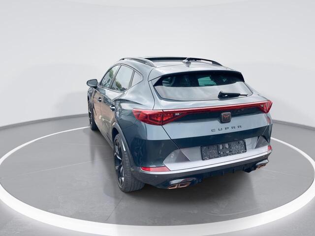 Cupra Formentor 1.4 e-Hybrid/245PK VZ Performance · Navigatie · Panoramadak · Camera + Parkeersensoren