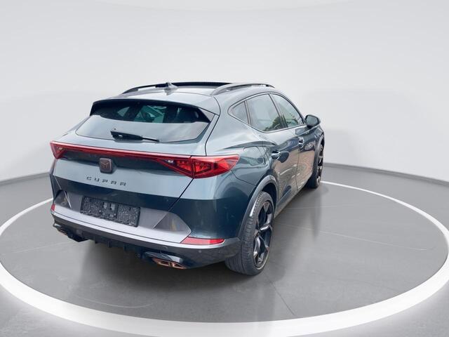 Cupra Formentor 1.4 e-Hybrid/245PK VZ Performance · Navigatie · Panoramadak · Camera + Parkeersensoren