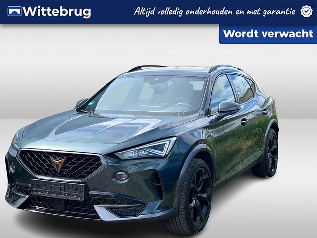 Cupra Formentor 1.4 e-Hybrid 245pk DSG VZ Black Edition / Panoramadak / SuperSport Stuur / Memory / Elek. Achterklep / Camera / 19" LMV