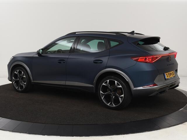 Cupra Formentor 1.4 e-Hybrid | Carplay | Camera | Adaptive cruise | Sfeerverlichting | Keyless | Navigatie | Sportstoelen | Full LED | Petrol Blue Matt | PHEV | Plug-In