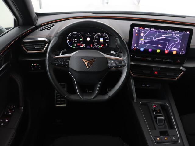 Cupra Formentor 1.4 e-Hybrid VZ | 245pk | 360 Camera | Stoel & stuurverwarming | Adaptive cruise | Carplay | Sfeerverlichting | Navigatie | Park Assist | Keyless | PHEV | Plug In