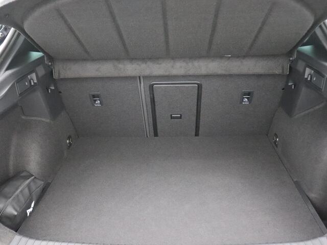 Cupra Formentor 1.4 e-Hybrid VZ Performance 245PK DSG Pano-Schuifdak, Achteruitrijcamera, Keyless, Side Assist, Stoel-Stuurverwarming, Elektr. Achterklep, Trekhaak, 19" LM Velgen