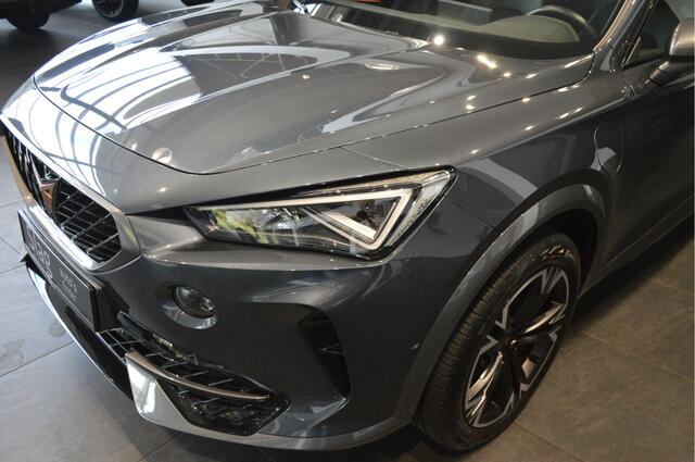 Cupra Formentor 1.4 e-Hybrid navi keyless camera pdc cruise 18 inch 204 pk !!