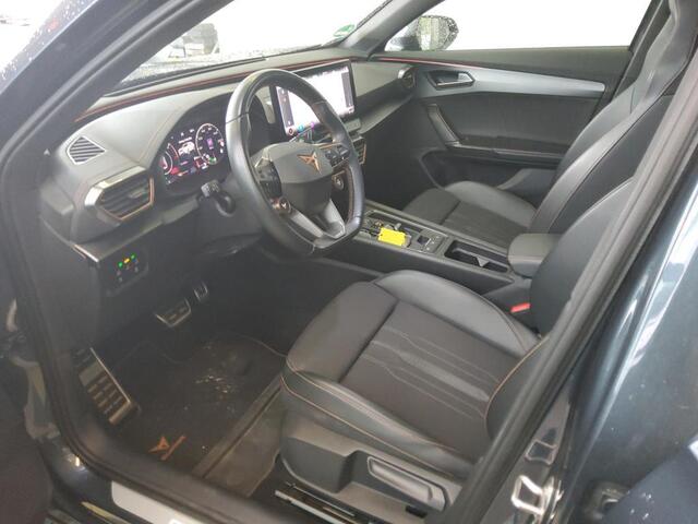 Cupra Formentor 1.4 e-Hybrid VZ Copper Edition 245PK | 2e Eigenaar | Dealer Onderh. | BTW | Cupra knop | Sfeer | 1 Laadkabel | Donkere Hemel | Matrix Led | Stuur+Stoelverwarming | Camera | Carplay | Ad Cruise | Climate Control | Elek Klep |