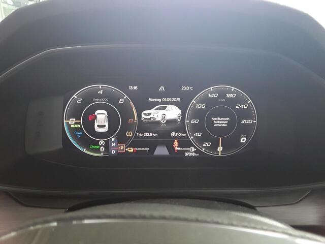 Cupra Formentor 1.4 e-Hybrid Business 204PK | 1e Eigenaar | Dealer Onderh. | BTW | 2 Laadkabels | Sfeer | Donkere Hemel | Stoel/Stuur Verwarming | Carplay | Ad Cruise | Full Led | Keyless | PDC