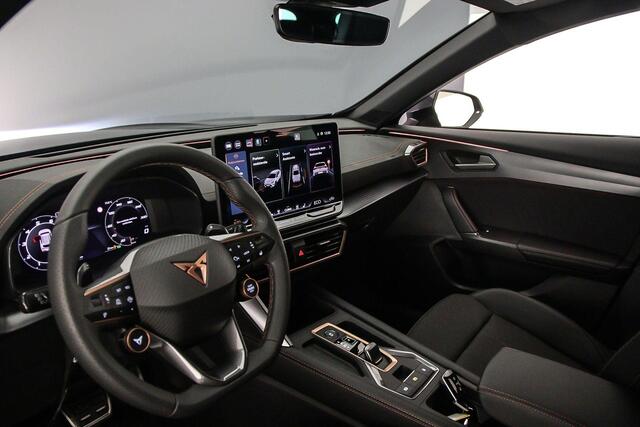 Cupra Formentor Business 1.5 TSI eHybrid 204pk DSG Automaat Trekhaak, Navigatie, Adaptive cruise control, 360 camera, Achteruitrijcamera, LED koplampen, Stuurwiel verwarmd