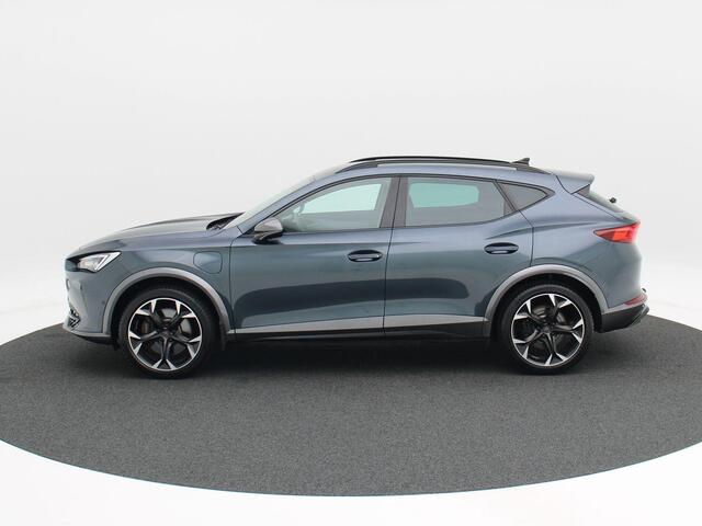 Cupra Formentor 1.4 e-Hybrid VZ 245 Pk Automaat Performance | Full LED | 19 Inch | 360 Camera | Navigatie | Winterpakket | Trekhaak | Copper Seats | 28.228 Km!!