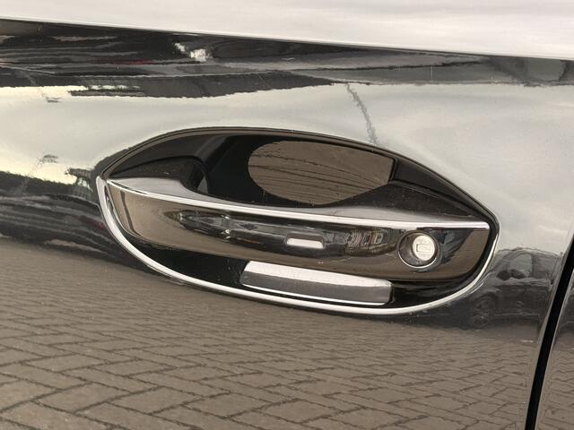 Cupra Formentor 1.5 TSI | ACC | Beats | Apple Carplay | Achteruitrijcamera | Electr Trekhaak | Stoel/Stuur verwarming |