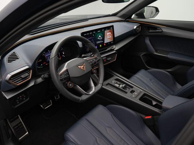 Cupra Formentor 1.4 e-Hybrid 245 pk DSG VZ Performance | Sabelt kuipstoelen | Brembo | Panoramadak | Matrix LED | Rondomzicht camera | Adaptief onderstel