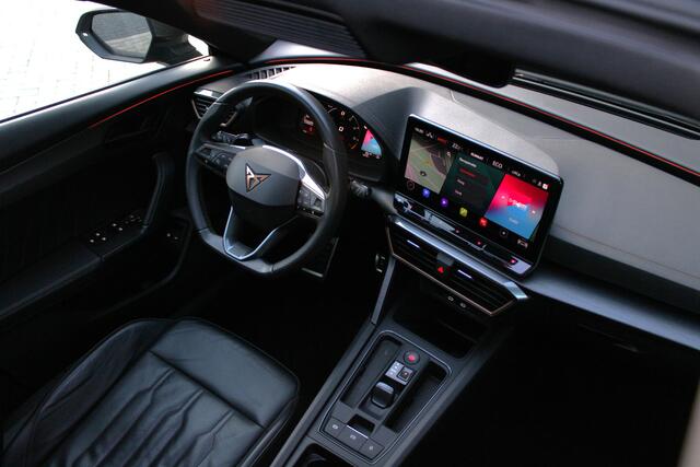 Cupra Formentor 1.4 e-Hybrid VZ Performance - Pano - Leder - Stoel-stuurverwarming - Memory - Keyless - Navi - Camera - Rijklaar