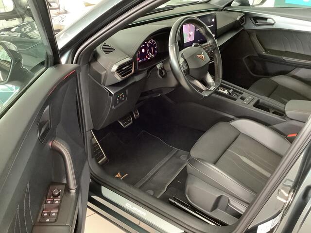 Cupra Formentor 1.4 e-Hybrid VZ Copper Edition Panodak, Camera