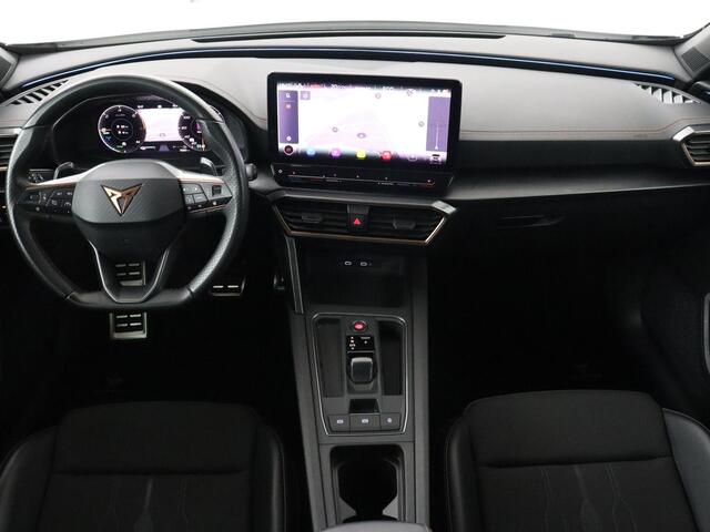 Cupra Formentor 1.4 eHybrid VZ | 245pk | Stoelverwarming | 360 Camera | Adaptive cruise | Carplay | Navigatie | Sfeerverlichting | Keyless | Sportstoelen | Memory | PHEV | Plug In