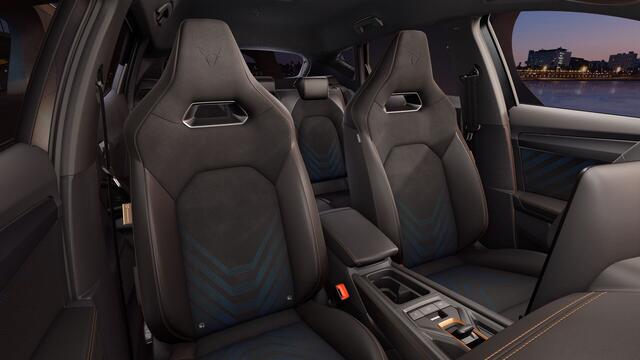 Cupra Formentor 1.5 TSI e-Hybrid 272 6DSG VZ Performance | Achteruitrijcamera | Digitaal instrumentenpaneel (Virtual Cockpit) | Draadloze Apple CarPlay(TM), Android Auto(TM)