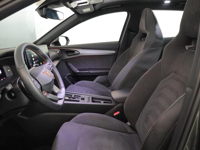 Cupra Formentor 1.4 e-Hybrid VZ Performance 245 pk Automaat (DSG) | Navigatie | Panoramadak | Parkeersensoren (Park assist) | Rondomzicht camera | Stoelverwarming | Elektr. bestuurdersstoel met geheugen |