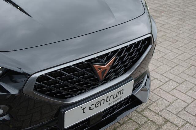 Cupra Formentor 1.4 e-Hybrid 204 PK Business PHEV, Panoramadak, Groot-Navigatie, Adap. Cruise Control