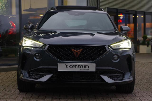 Cupra Formentor 1.4 e-Hybrid Adrenaline, Leder, Panoramadak, Trekhaak, Memory, Camera