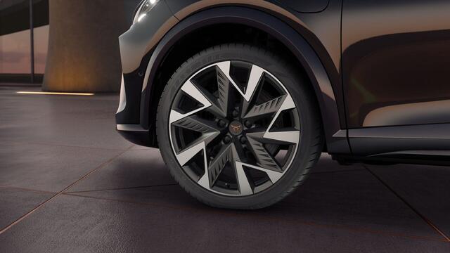 Cupra Formentor 1.5 TSI e-Hybrid 272 6DSG VZ Performance | Achteruitrijcamera | Digitaal instrumentenpaneel (Virtual Cockpit) | Draadloze Apple CarPlay(TM), Android Auto(TM)