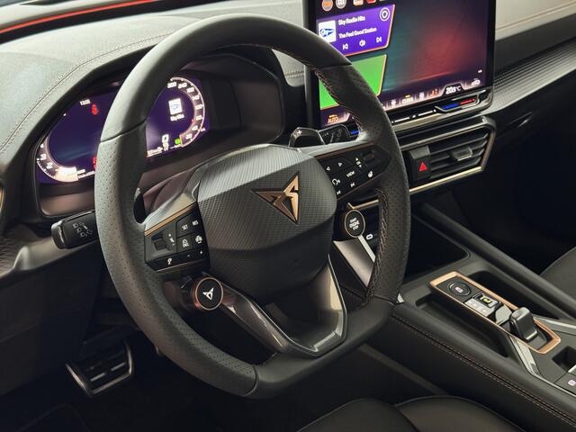 Cupra Formentor ?NW MODEL? 1.5 eTSI 150 MHEV CAMERA STOEL/STUUR ELEK.KLEP VERW. LED LEER CARPLAY ZWARTE.HEMEL 08/2024