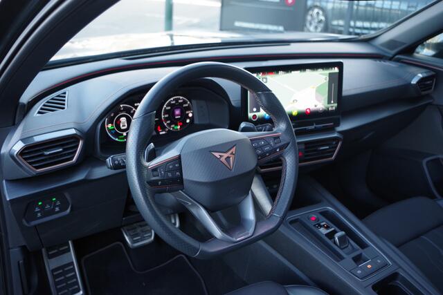 Cupra Formentor 1.4 e-Hybrid 245 PK VZ, Panoramadak, Trekhaak, 360 Camera, Winterpakket