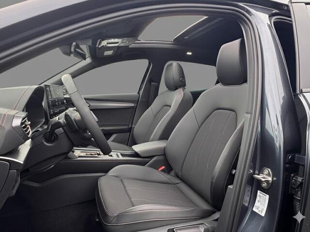 Cupra Formentor 1.5 TSI e-Hybrid Business 204PK | Nw model | Panorama dak | 360 graden camera | Blindspot | Stuurwiel verwarming |