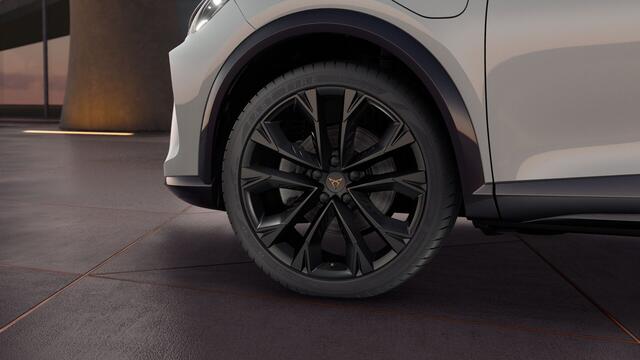 Cupra Formentor 1.5 TSI e-Hybrid 204 6DSG Business | Achteruitrijcamera | Digitaal instrumentenpaneel (Virtual Cockpit) | Draadloze Apple CarPlay(TM), Android Auto(TM)