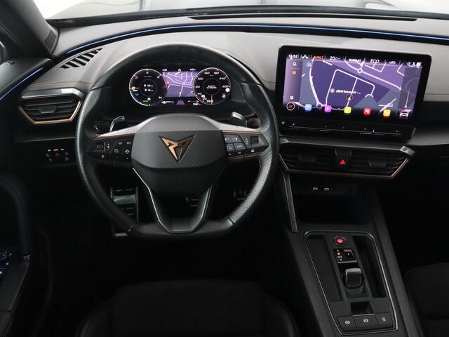 Cupra Formentor 1.4 eHybrid VZ | 245pk | Stoelverwarming | Camera | Adaptive cruise | Sfeerverlichting | Navigatie | Keyless | 19'' | Stuurverwarming | Full LED | PHEV | Plug In