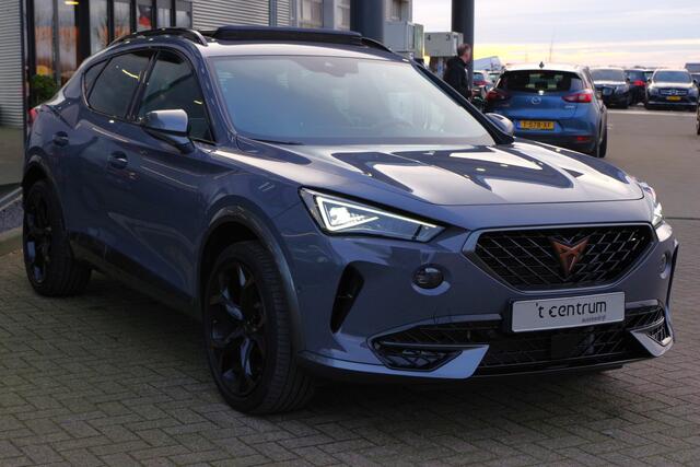 Cupra Formentor 1.4 e-Hybrid VZ 245 PK Copper Edition, Panoramadak, Stuur-Startknop, Memory, Winterpakket