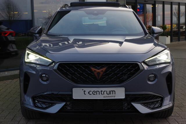 Cupra Formentor 1.4 e-Hybrid VZ 245 PK Copper Edition, Panoramadak, Stuur-Startknop, Memory, Winterpakket