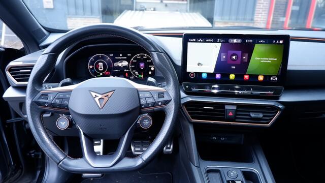 Cupra Formentor VZ e-Hybr. Perf. Copper/Pano/Virtual/Leder/Sportstoelen/19"/Vol!