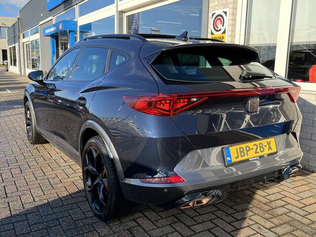 Cupra Formentor 1.4 e-Hybrid VZ Performance / AUTOMAAT/ PANO/ LEER/ DCC/ MEMORY SEAT/ PARK.SENSOR.V+A/ CAMERA/ DODE HOEK/ KEYLESS/ STUUR+STOEL VERWARM./ ACC/ FULL LINK/ NAVI/ DAB/ CLIMA/ DIGITAL DASH/ LED/ ISOFIX/ 19'' LMV
