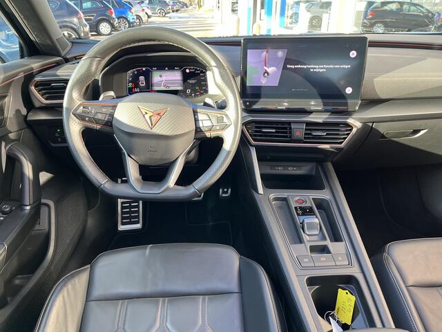 Cupra Formentor 1.4 e-Hybrid VZ Performance / AUTOMAAT/ PANO/ LEER/ DCC/ MEMORY SEAT/ PARK.SENSOR.V+A/ CAMERA/ DODE HOEK/ KEYLESS/ STUUR+STOEL VERWARM./ ACC/ FULL LINK/ NAVI/ DAB/ CLIMA/ DIGITAL DASH/ LED/ ISOFIX/ 19'' LMV