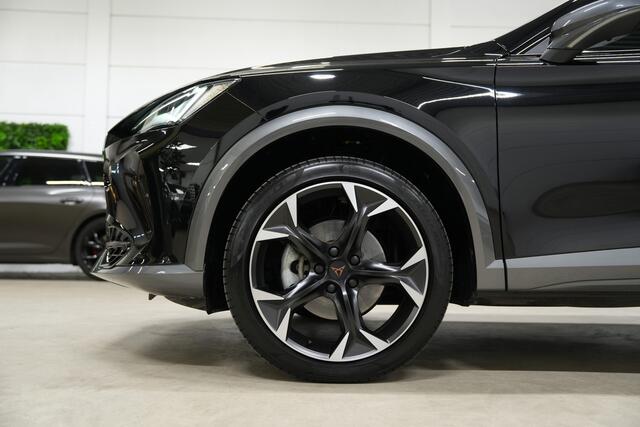 Cupra Formentor 1.5 TSI * Kuipstoelen - Camera - Keyless - Sfeer - Blind Spot - App - ACC *