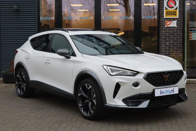 Cupra Formentor 1.4 e-Hybrid VZ Performance Pano/Leder/Matrix LED/Elek. kuipstoelen+mem/360/Keyless/DCC/19"/Trekhaak wegkl.