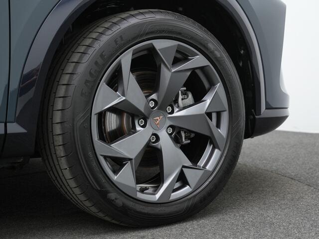 Cupra Formentor 1.5 TSI 204 pk DSG e-Hybrid Business | Achteruitrijcamera | Adaptive Cruise | Carplay